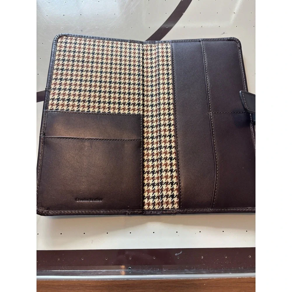 Cutter & Buck Brown Leather Travel Wallet Organizer Chairmans Council Embossed